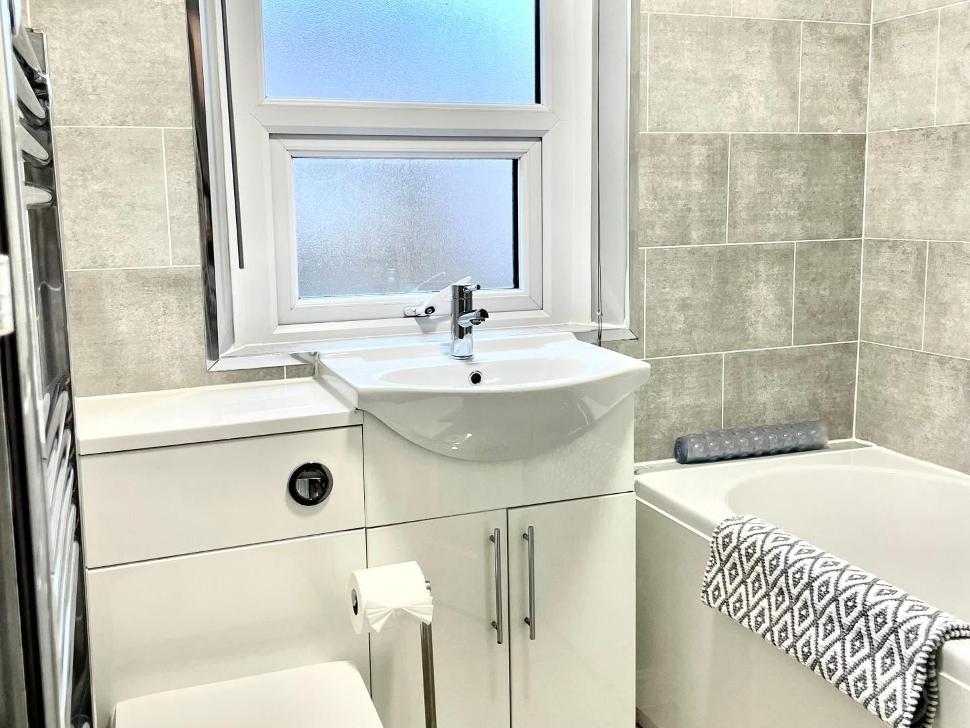 Windsor Cottage Амбъл Екстериор снимка