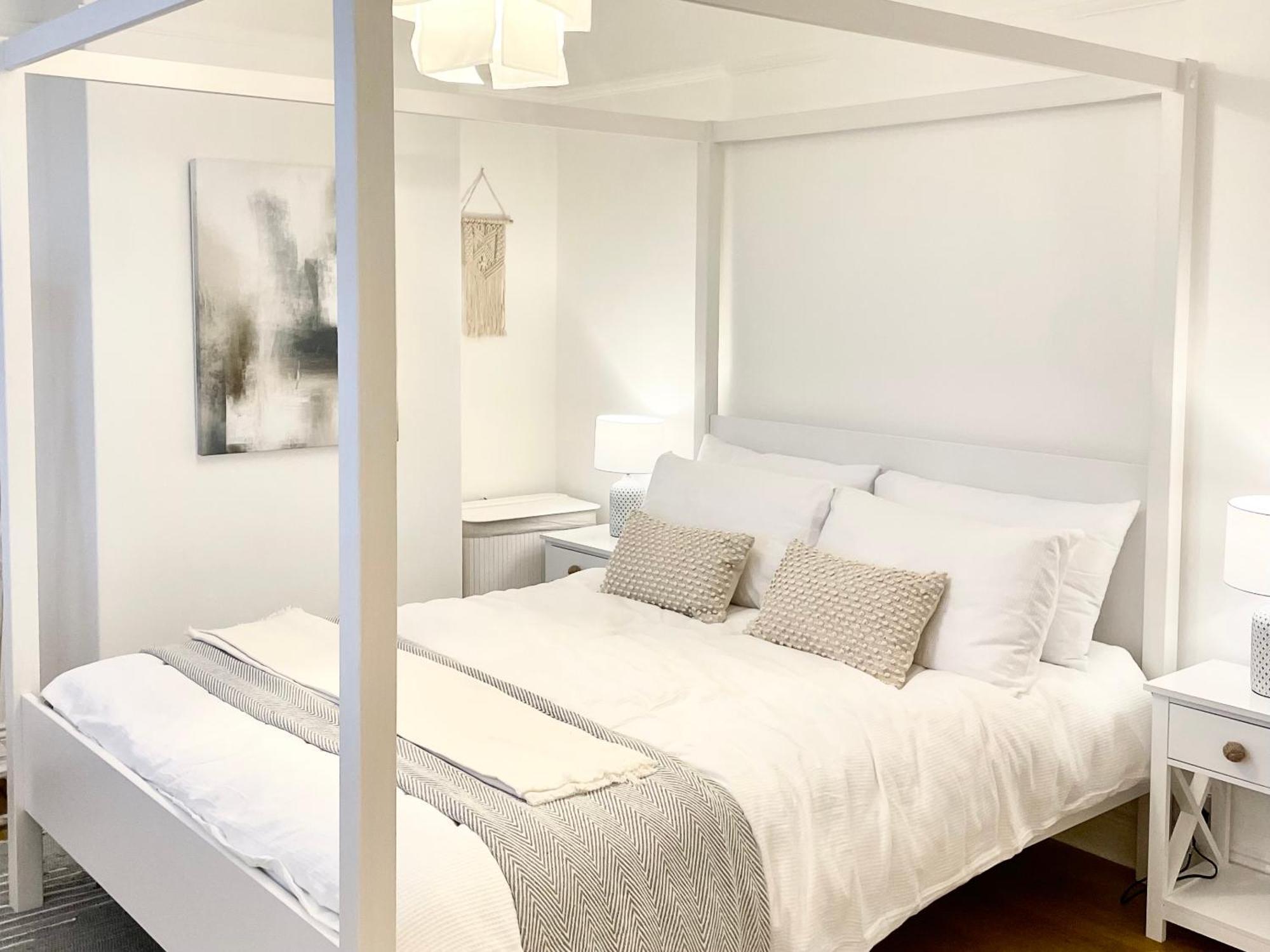 Windsor Cottage Амбъл Екстериор снимка